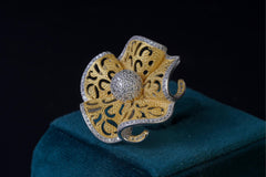 Women's Silver Golden Flower Ring: Exquisite Jewelry by Khaitan Jewels