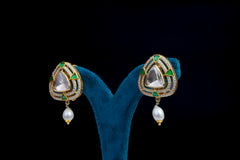 Emerald Elegance Kundan Jhumka Necklace By Khaitan Jewels