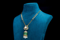 Emerald Elegance Kundan Jhumka Necklace By Khaitan Jewels