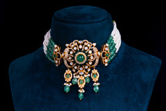 Emerald Bloom Polki Set By Khaitan Jewels