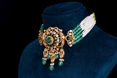 Emerald Bloom Polki Set By Khaitan Jewels