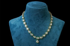 Minimal Green Necklace Set: Elegant Jewelry by Khaitan Jewels