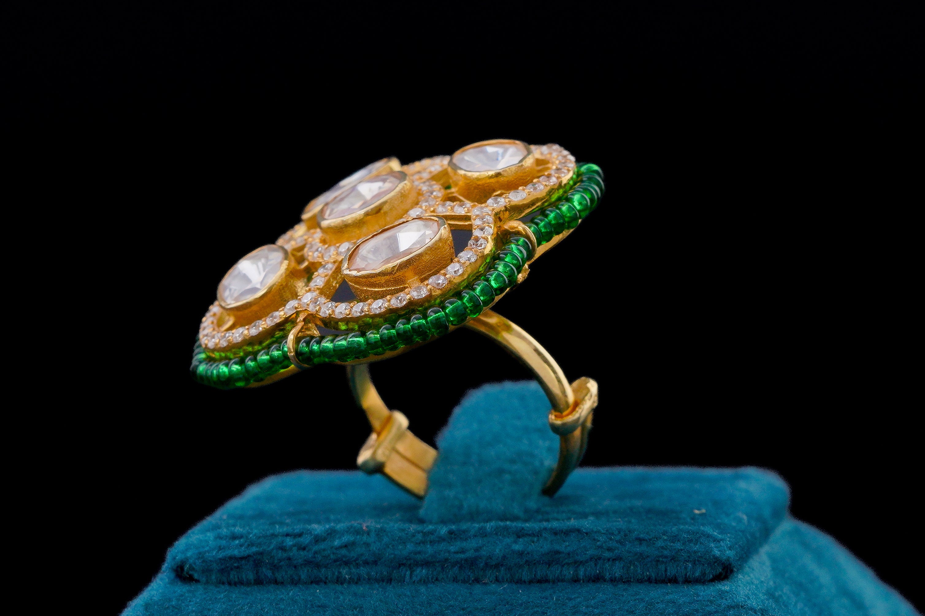 Emerald Elegance Kundan Ring By khaitan jewels
