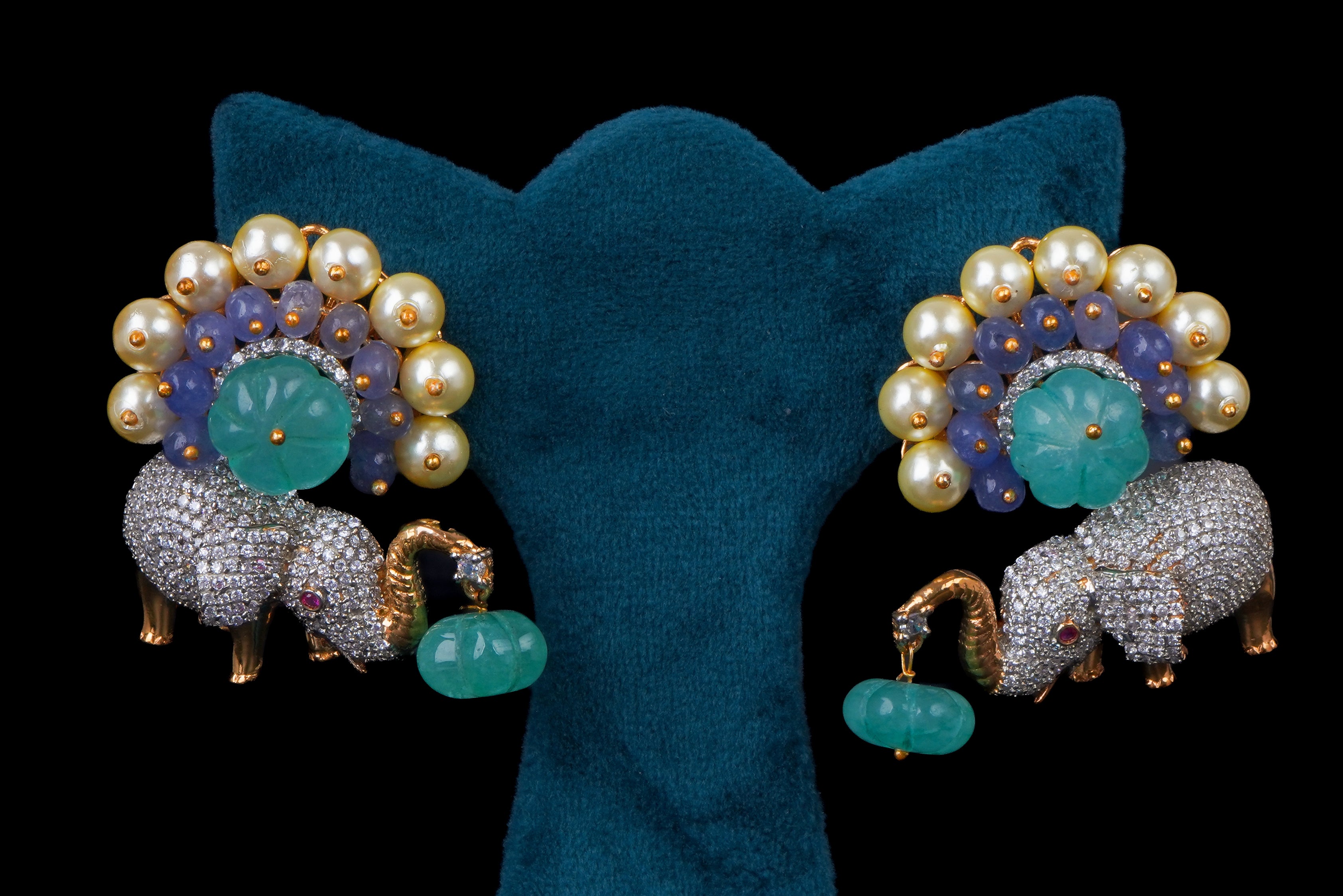 Royal Gajmukhi Necklace by Khaitan Jewels