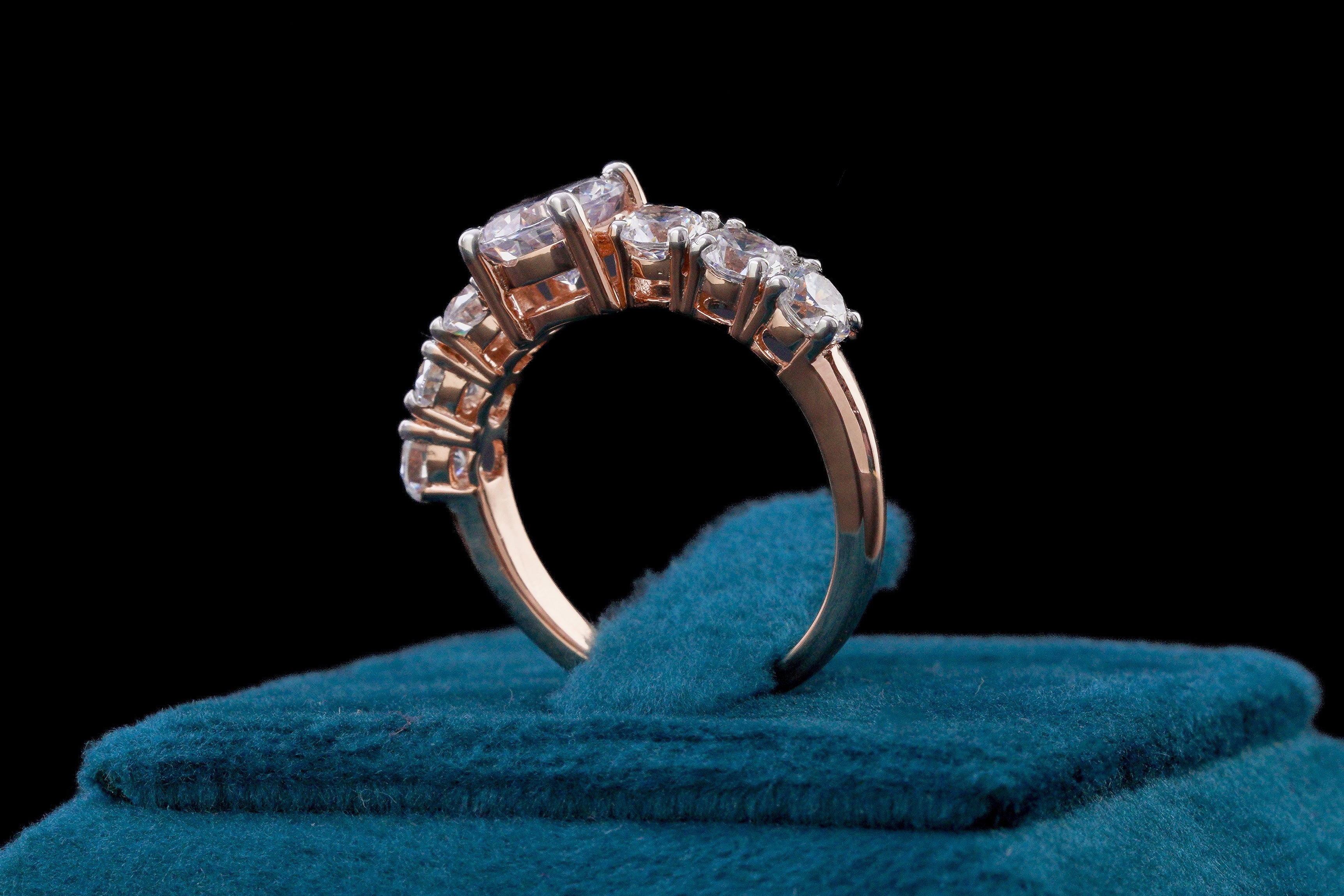 Elegant Diamond Ring By Khaitan Kewels