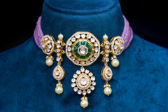 Blush Emerald Polki Set By Khaitan Jewels