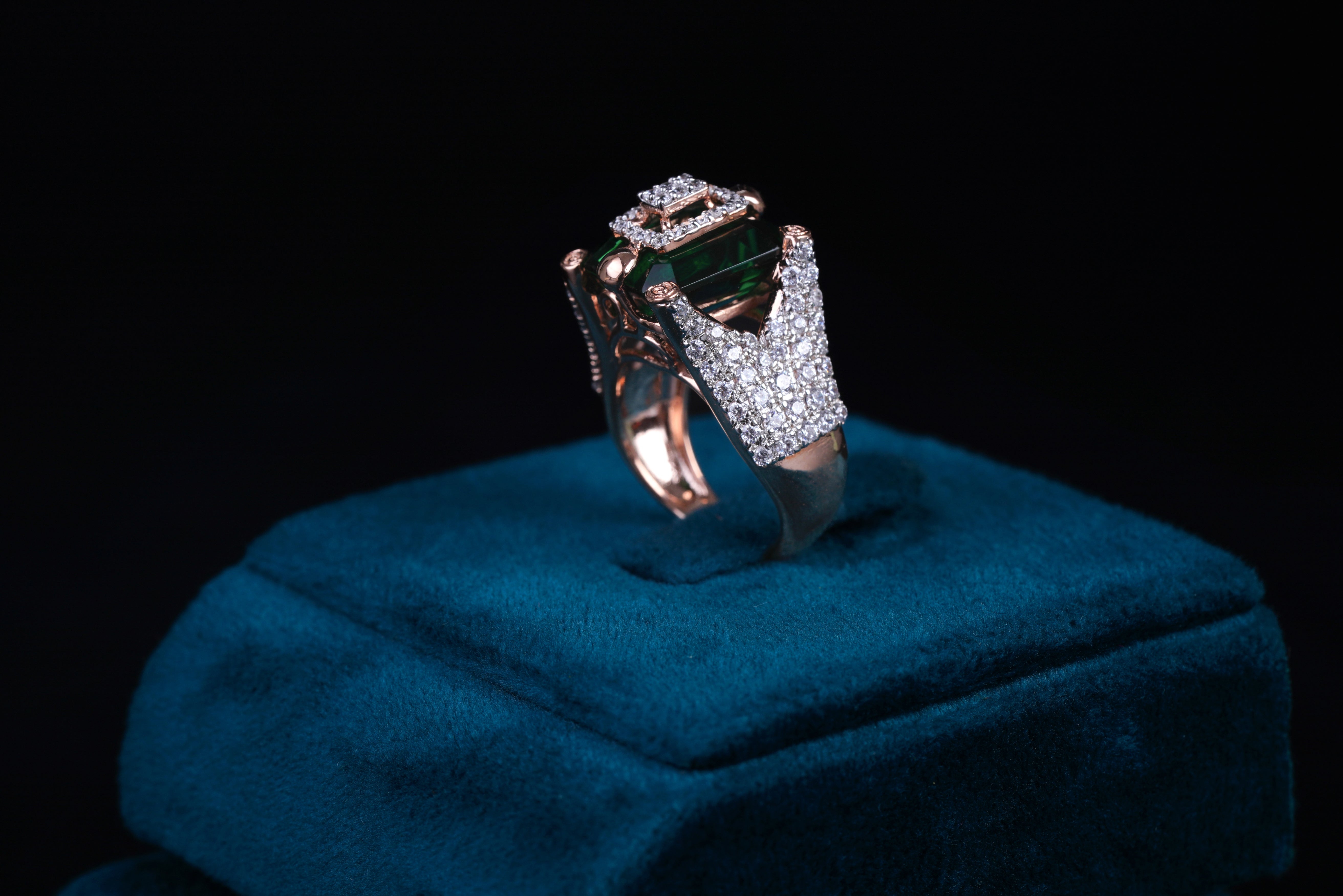 Emerald Serenade By Khaitan Jewels