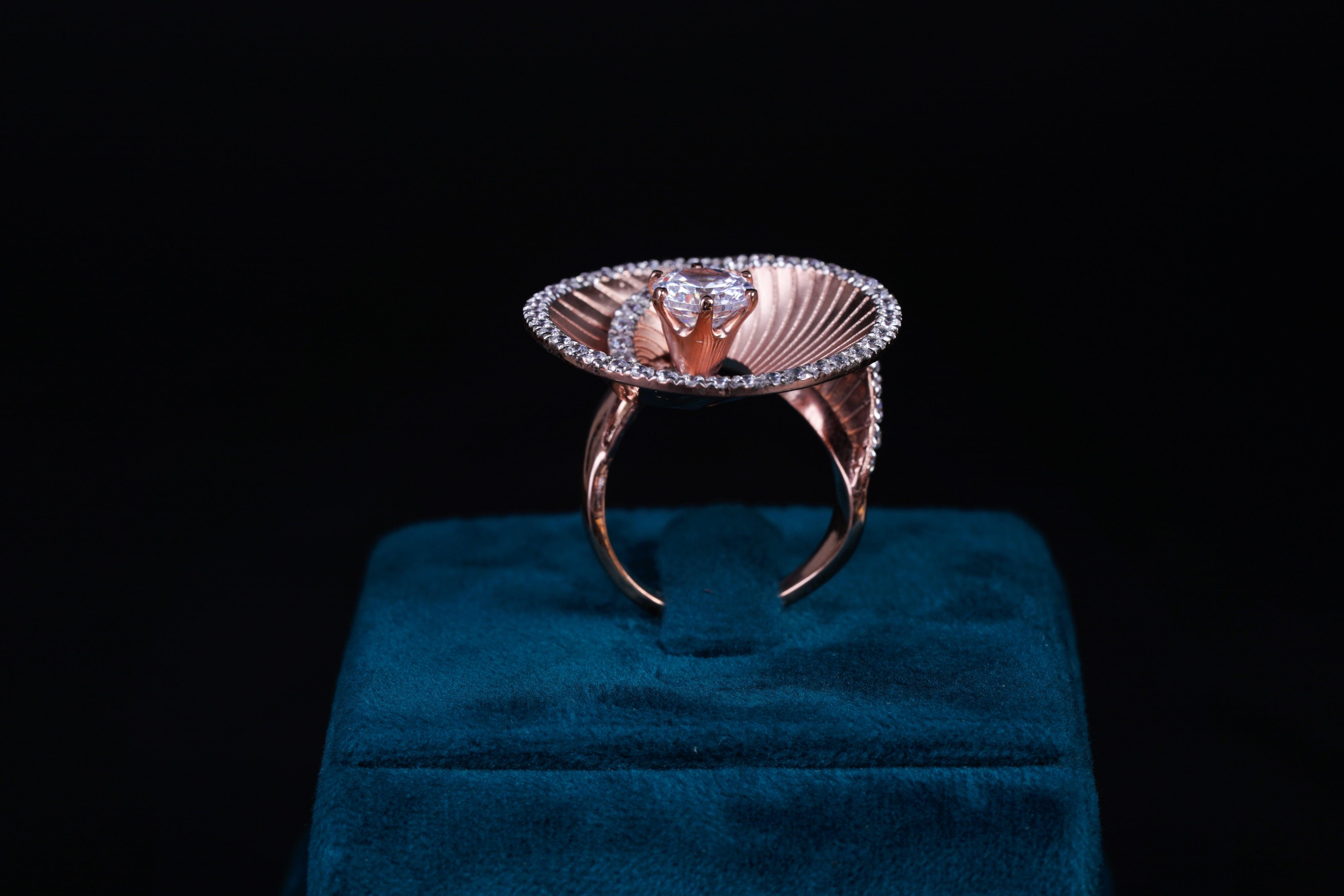 Divine Orbit Ring By Khaitan Jewels